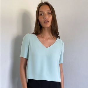 Aritzia - Babaton Randy Blouse size small